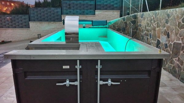 Container da 20 piedi trasformato in piscina - immagine 8