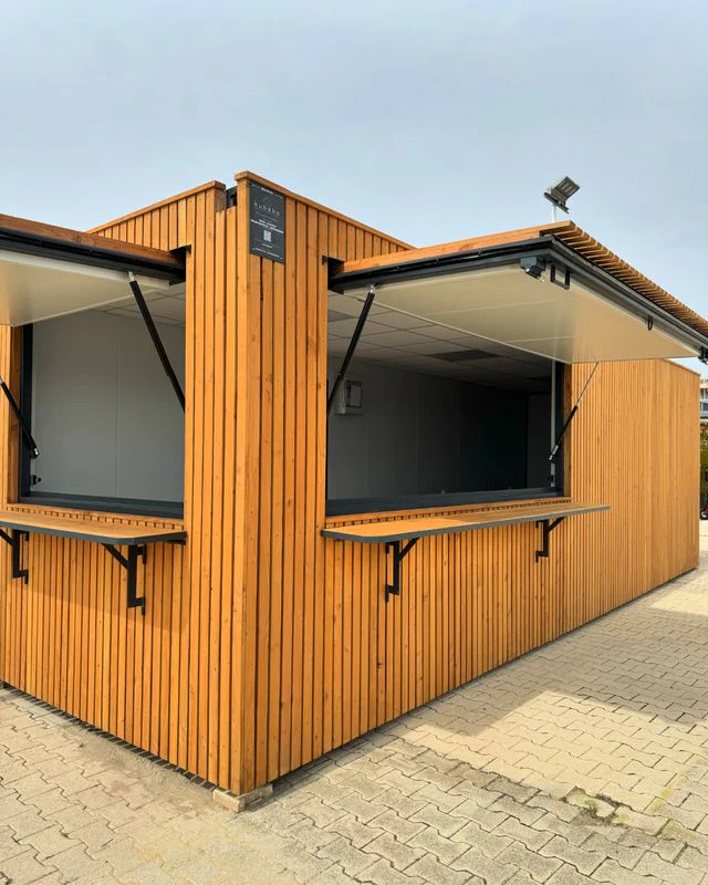 Container per chiosco, punto ristoro, ufficio e locale all'aperto