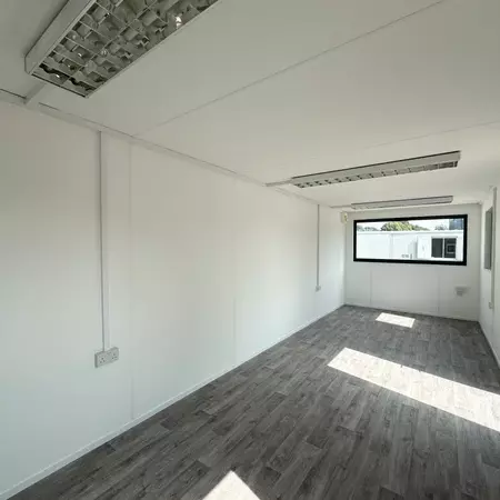 Container ufficio 7,3 × 2,7 m - immagine 6
