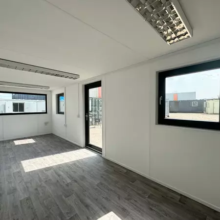 Container ufficio 7,3 × 2,7 m - immagine 7