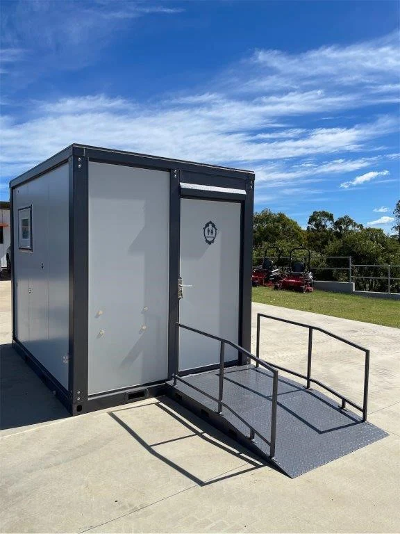 Bagno portatile accessibile per persone con mobilità ridotta - immagine 3