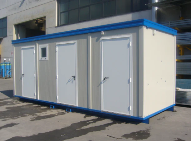 Container con docce – 6,00 × 2,40 m