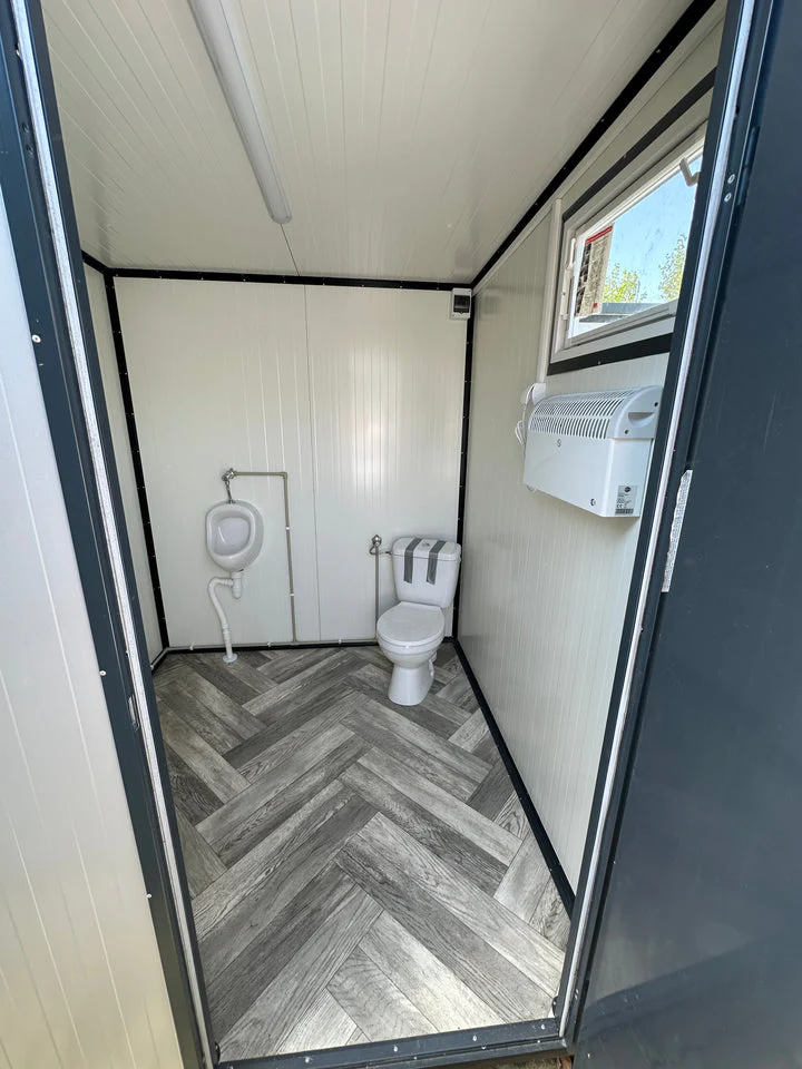 Modulo sanitario 2,00 × 2,00 m con vaso sanitario e orinatoio - immagine 3